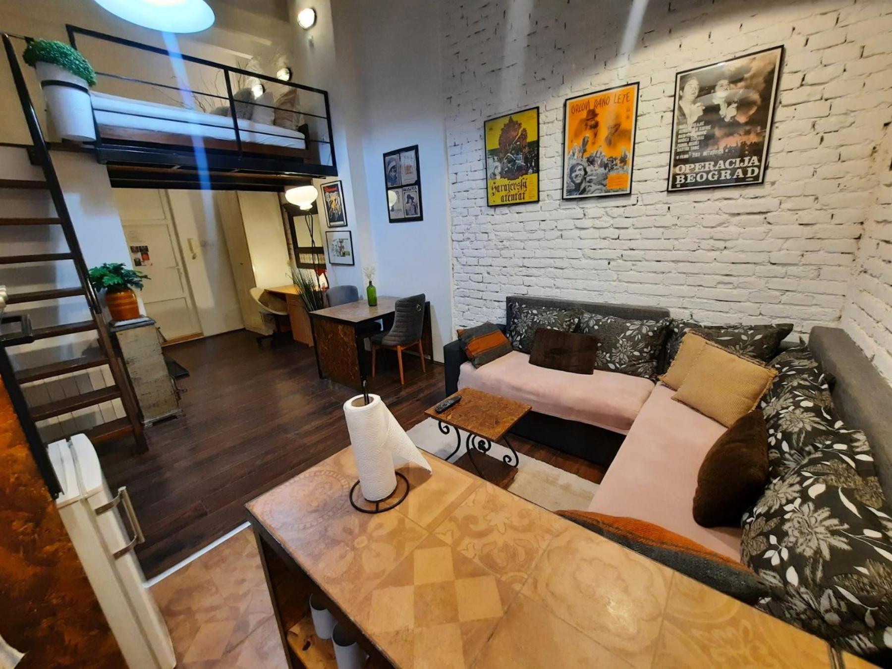 Апартаменты Authentic Belgrade Centre - Split Level Loft With Patio In Courtyard Экстерьер фото